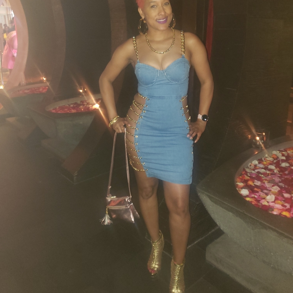 Chains On My Hips Denim Dress - Picture 4 of 5